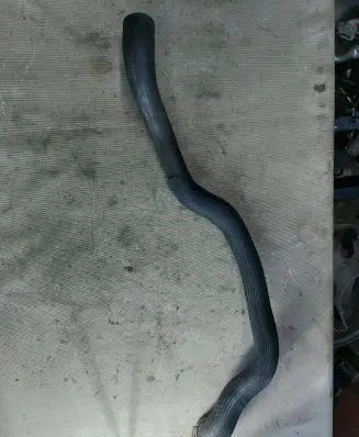 Volvo XC90 Engine coolant pipe/hose 08649743