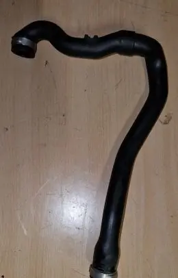 Volvo V70 Breather/breather pipe/hose 