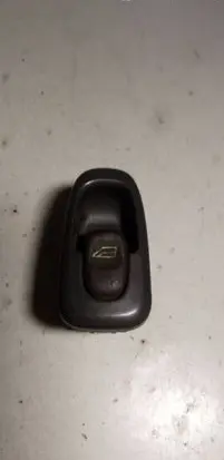 Volvo S70 V70 V70 XC Electric window control switch 9148952