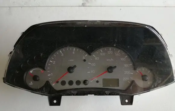 Speedometer (instrument cluster)