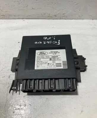 Ford Focus Comfort/convenience module 98AG15K600DD 5WK47230D