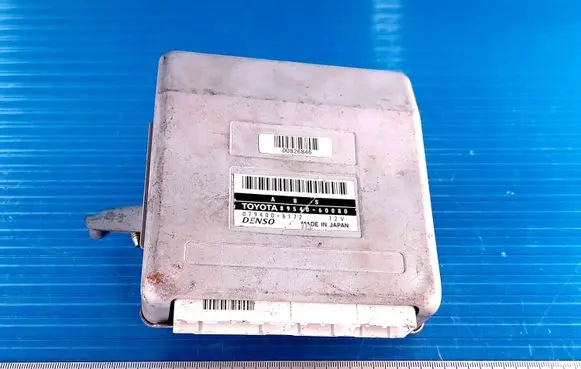 Toyota Land Cruiser (J100) ABS control unit/module 8954060080 0794006172