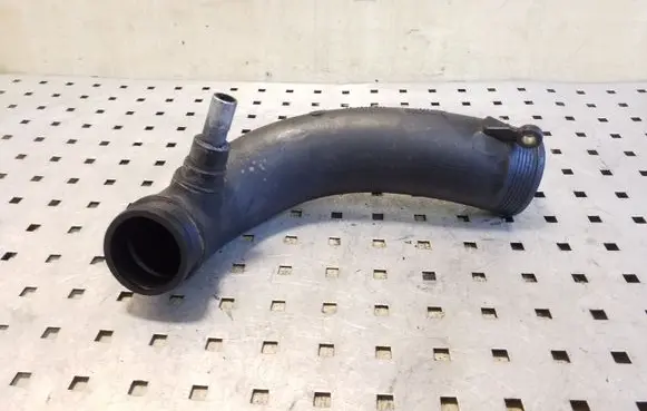 Volvo XC70 Intercooler hose/pipe 30714480