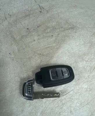 Audi A6 S6 C7 4G Ignition key/card 8K0959754D 1101802 081600100931410