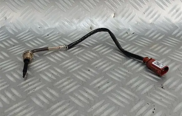 Audi Q8 Exhaust gas temperature sensor 4M0906088AM