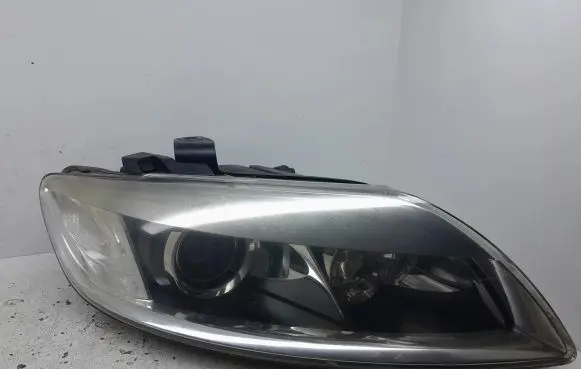 Audi Q7 4L Headlight/headlamp 4L0941004B