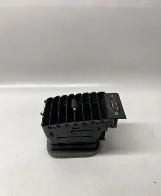 Dodge RAM 1500 DS Dashboard air vent grill cover trim 