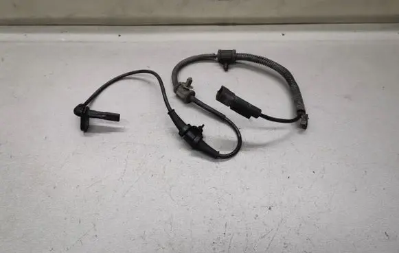 Opel Insignia A ABS brake wheel speed sensor 22821303