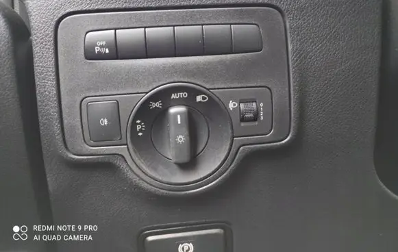 Mercedes-Benz Vito Viano W447 Tailgate/trunk/boot open switch 