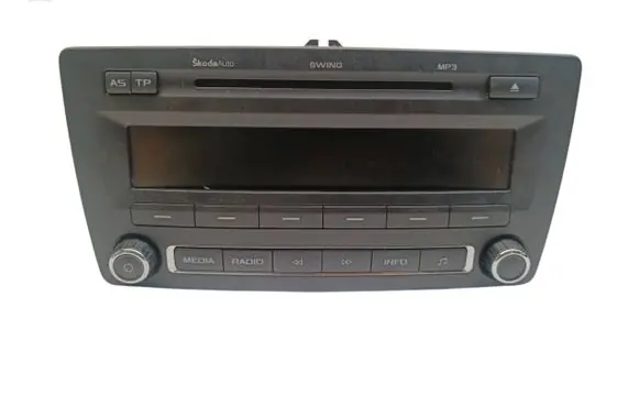 Skoda Octavia Mk2 (1Z) Radio/CD/DVD/GPS head unit 1Z0035161G