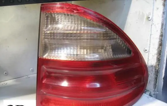 Mercedes-Benz E W210 Rear/tail lights