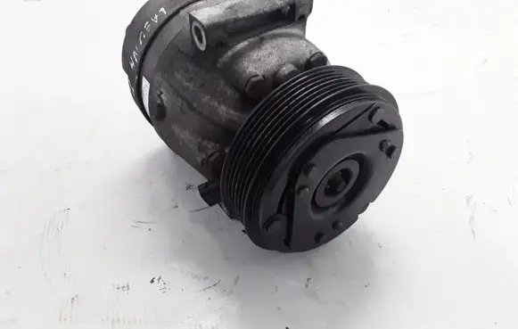 Renault Laguna II Air conditioning (A/C) compressor (pump) 8200343375