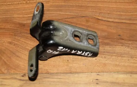 Opel Astra J Front door upper hinge