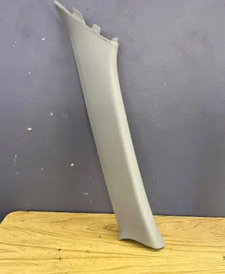 Suzuki Grand Vitara II (A) pillar trim 7625177K