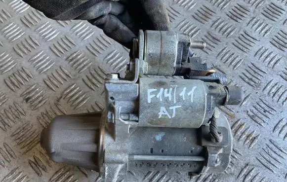Subaru Forester SJ Starter motor 23300AA700 25230AA100