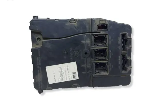 Renault Megane II Comfort/convenience module 8200305575