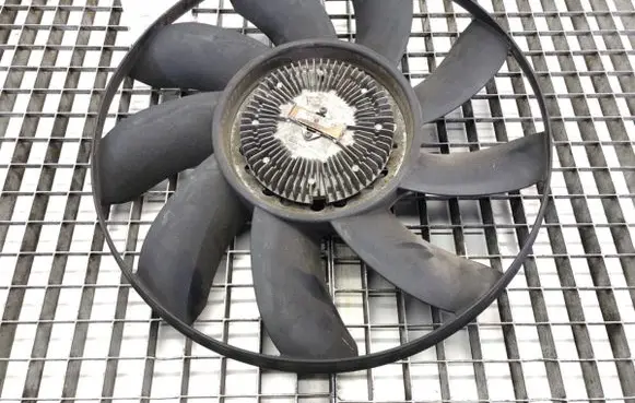 BMW 7 E65 E66 Fan set 8MV376733