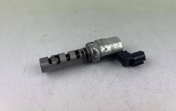 Subaru Legacy Camshaft vanos timing valve 3-40020 340020 0610KK12