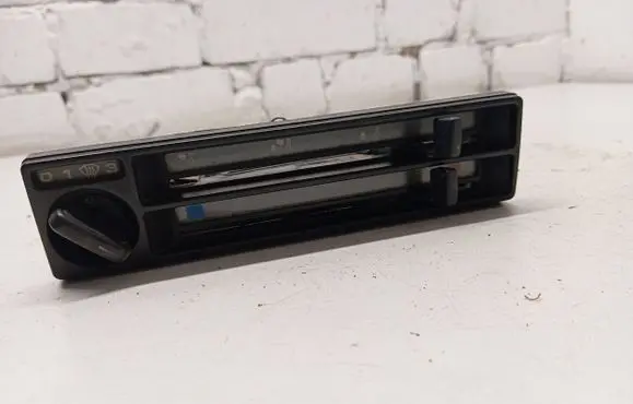 Volkswagen Jetta II Climate control unit 192819045
