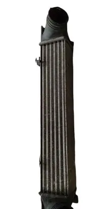 BMW 3 E90 E91 Intercooler radiator 3093796
