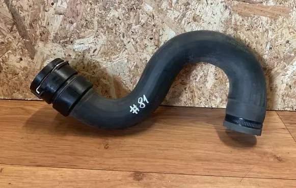 Volvo V70 Coolant pipe/hose 6G918260JB