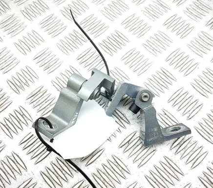 MG MG5 ev Front door hinges set 30059462 30059464