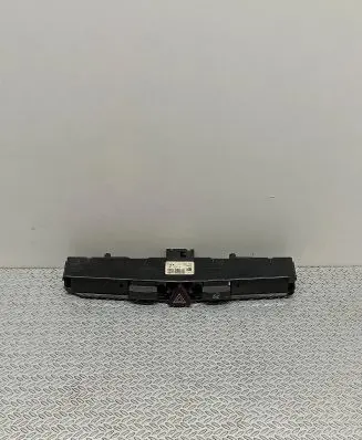 Opel Astra H Hazard light switch 03758075 0320 13100105