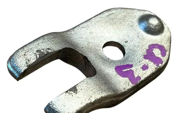 Mazda CX-3 Fuel Injector clamp holder 30100759