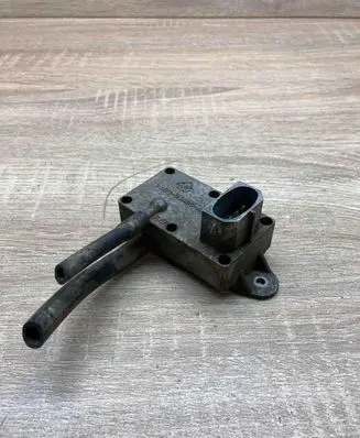 Ford Mondeo MK II Air pressure sensor 93BB9J460AA