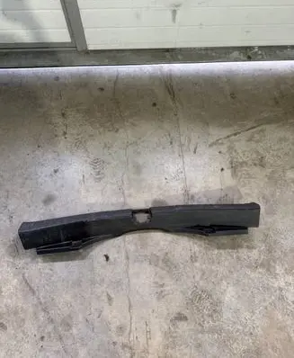 Trunk/boot sill cover protection