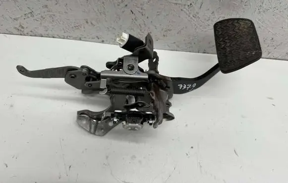 Toyota RAV 4 (XA50) Brake pedal 8951042010 4202A0204C