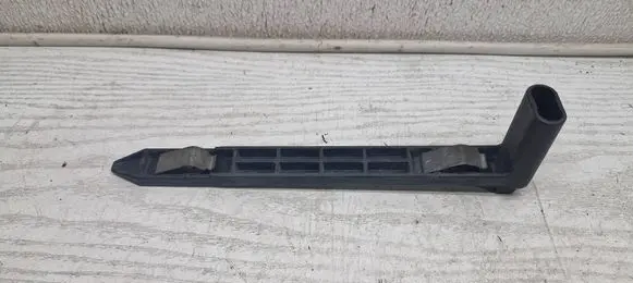 Volvo XC60 Headlight/headlamp mounting bracket 30763154