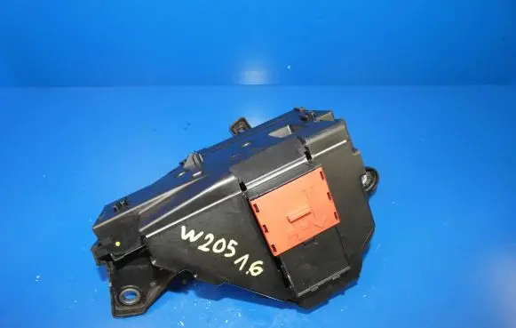 Mercedes-Benz C W205 Fuse module A2055402250 J92480 160613