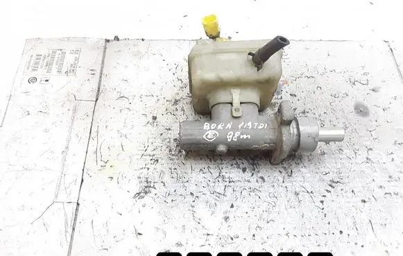 Volkswagen Bora Master brake cylinder 21027099