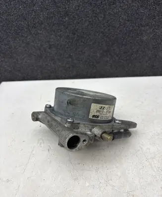 KIA Sorento Vacuum pump 288102F000