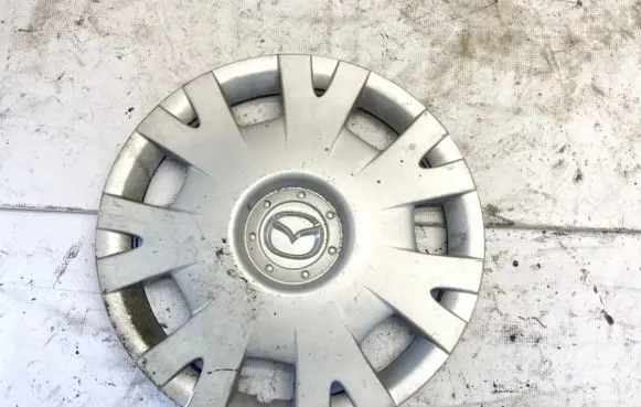 Mazda 3 I R15 wheel hub/cap/trim BP4K37170