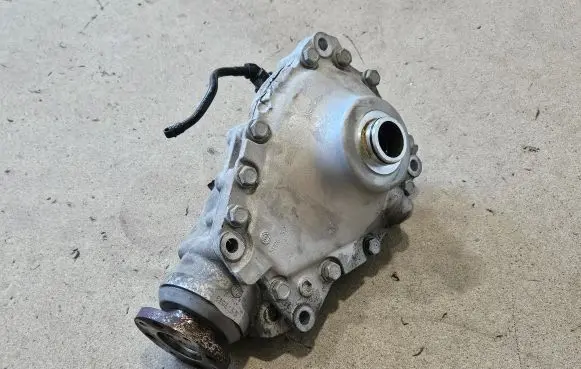 BMW X3 G01 Front differential 8487444