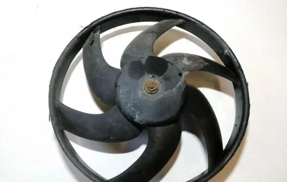 Peugeot 406 Radiator cooling fan shroud