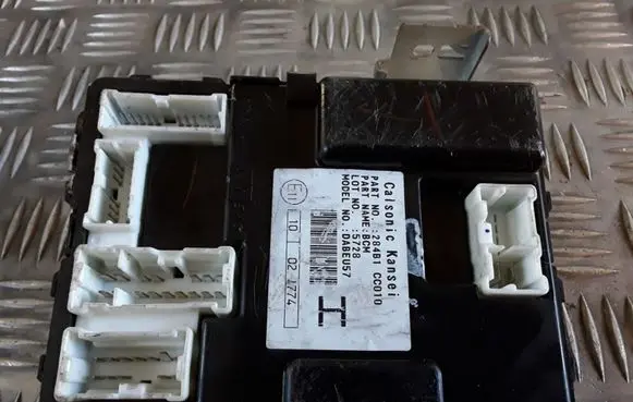 Nissan Murano Z50 Comfort/convenience module 284B1CC010 BCM5728 DABEU57