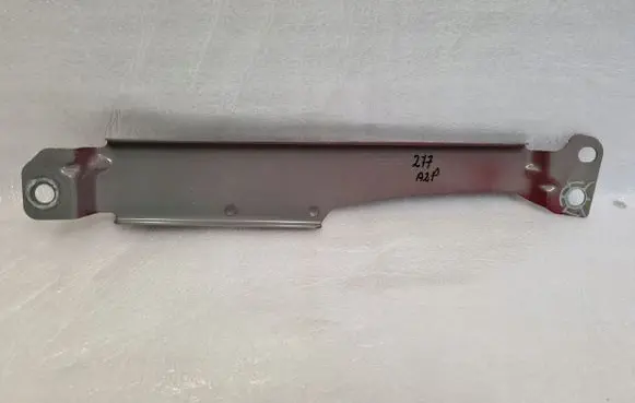 Volvo V60 Fender mounting bracket 31468234