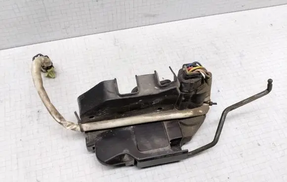 Hyundai Getz Rear door lock