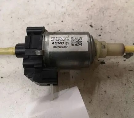 Mazda 6 Seat adjustment motor 8640001290