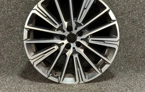 BMW X1 U11 R20 alloy rim 6898042