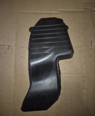 Porsche Macan (95B) Air intake duct part 95B317017