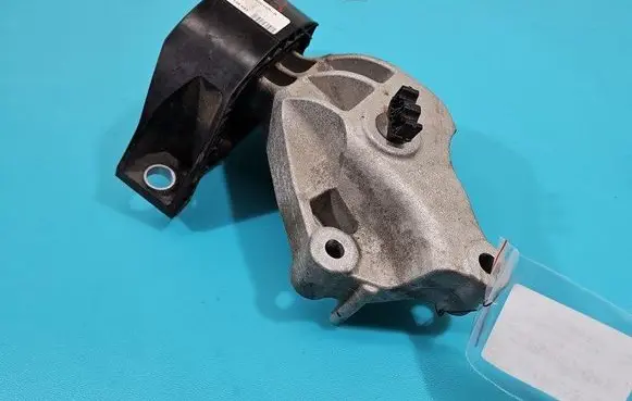 Dacia Sandero III Engine mount vacuum valve 112329452R IMPRK1444555