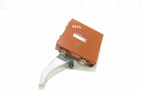 Lexus RX 330 - 350 - 400H Other control units/modules 8865048150