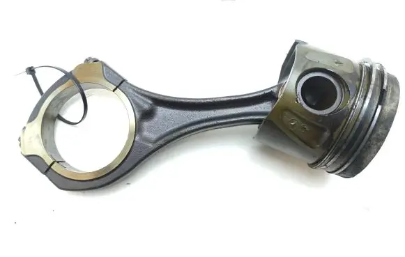 Mercedes-Benz Sprinter W906 Piston with connecting rod