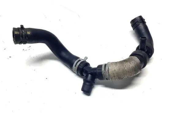 Land Rover Freelander 2 - LR2 Engine coolant pipe/hose X632448