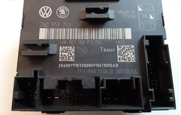 Skoda Yeti (5L) Door control unit/module 7N0959793