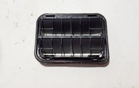 Renault Espace V (RFC) Fender grill 7700419636